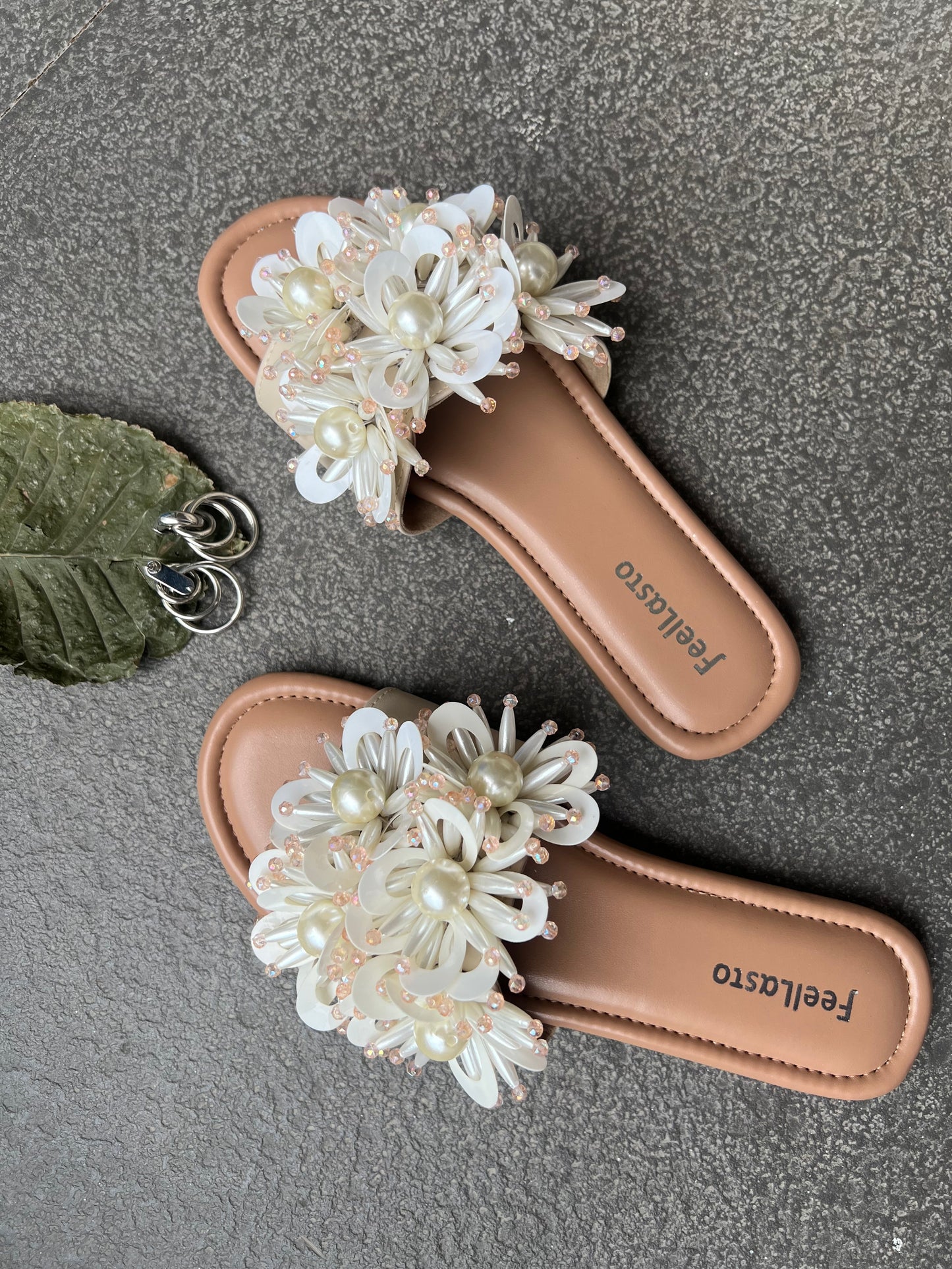 Euphoria Pearl flats