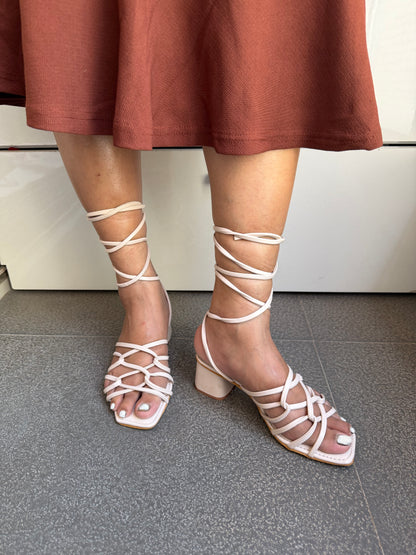 Beige Twist-Ella Tie Ups