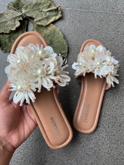 Euphoria Pearl flats