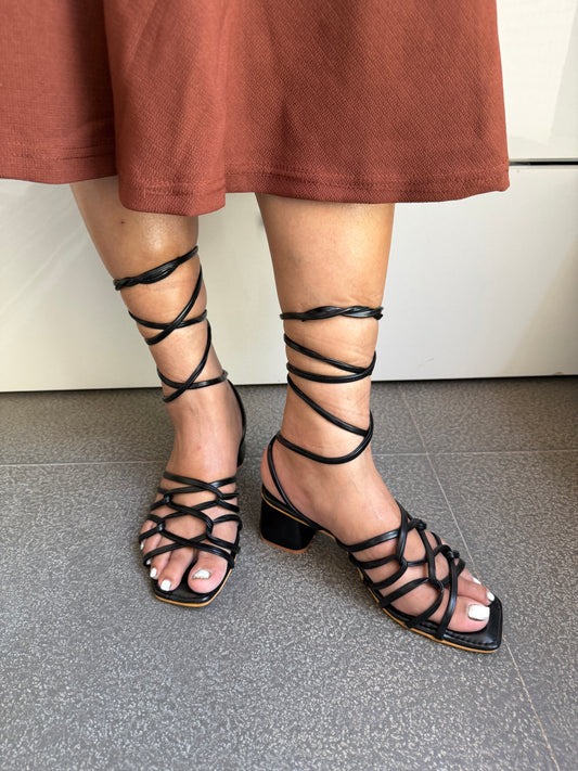 Black Twist-Ella Tie ups